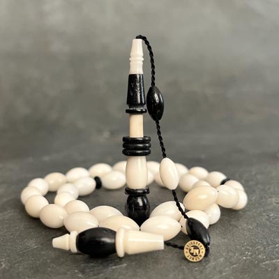 7x11mm Halkalı İmame ve Hitameli Beyzi Model Abanoz Ağacı Eklemeli Narçıl Tesbih